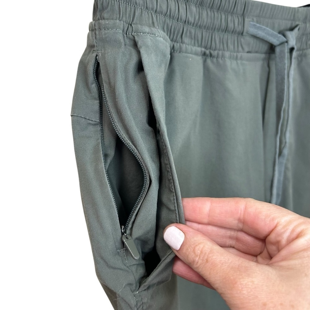 Lululemon - Men’s ‘Bowline’ Casual Short 8” Sea Steel, Drawstring - Green, Small - Picture 10 of 13